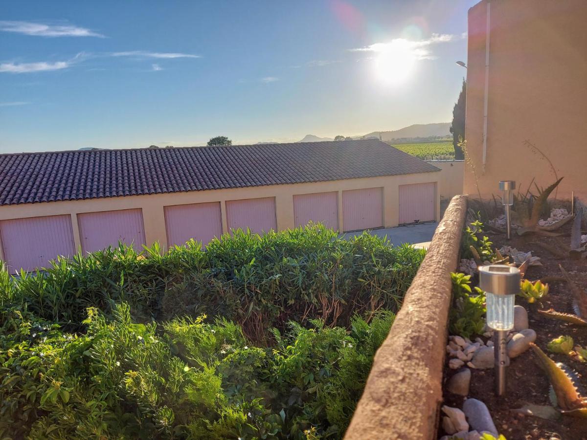 Apartmán Coquet Studio Avec Belle Terrasse La Londe-les-Maures Exteriér fotografie